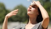 How to Hydrate in the Desert Heat